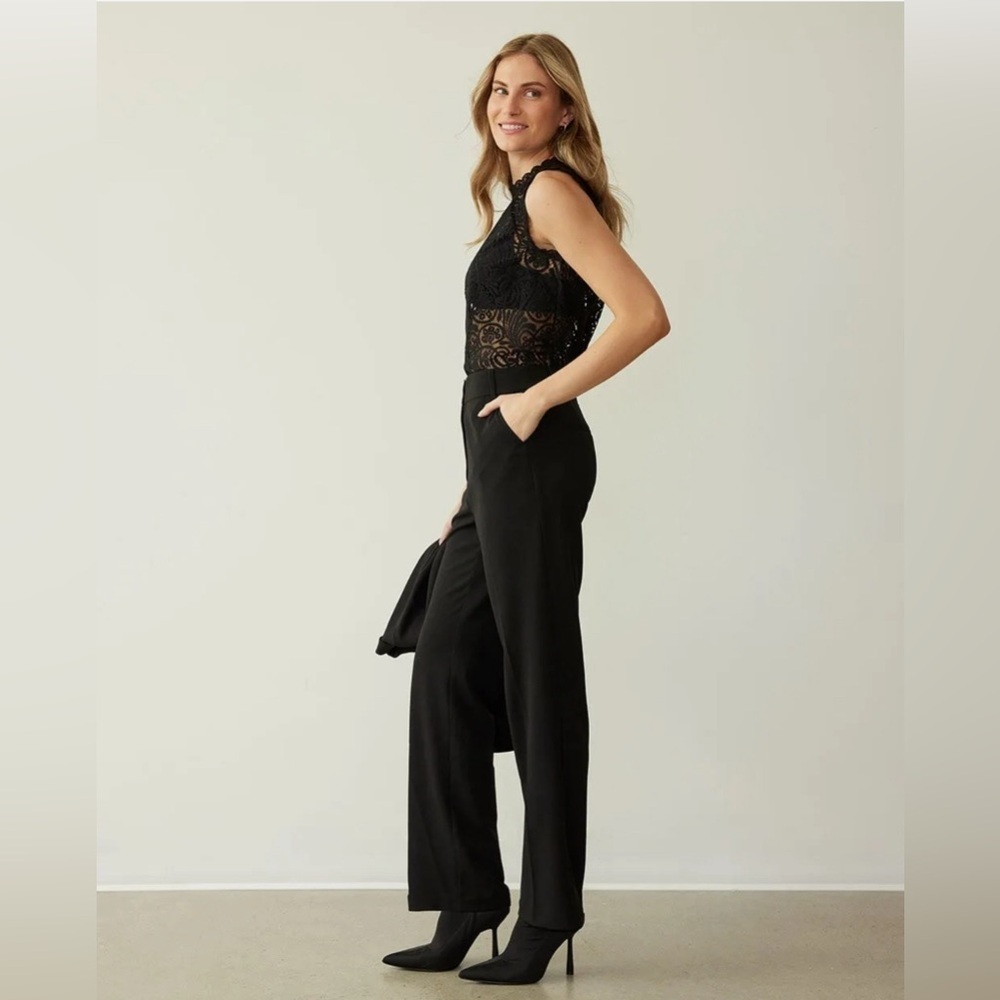 REITMAN’S Super High Rise Straight Leg Crepe Dress Pants in Black